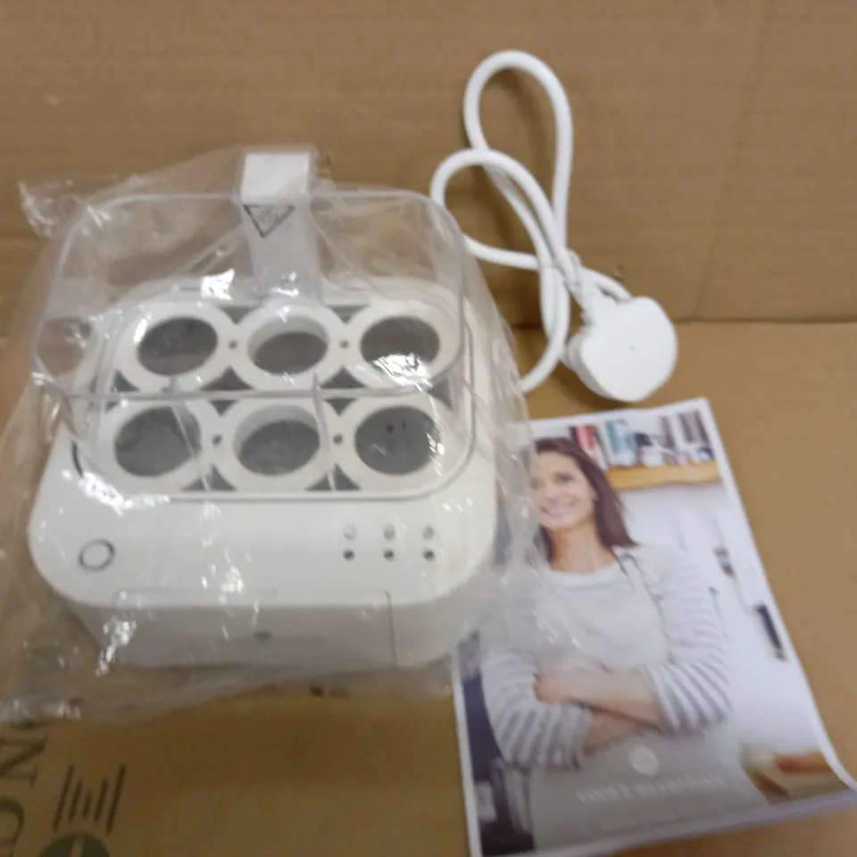 COOK'S ESSENTIALS THE SMART TALKING EGG COOKER