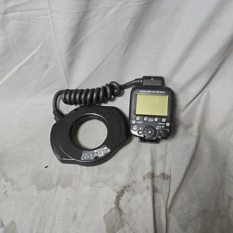 CANON MACRO RING LITE MR-14EX II WITH CONTROLLER – ACCESSORY FOR MACRO PHOTOGRAPHY. MISSING BOTTOM PANEL