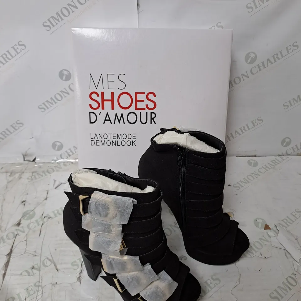 APPROXIMATELY 12 PAIRS OF BOXED MES SHOES D'AMOUR DEMONLOOK VIXEN BLACK HEELS - SIZE VARIATION 