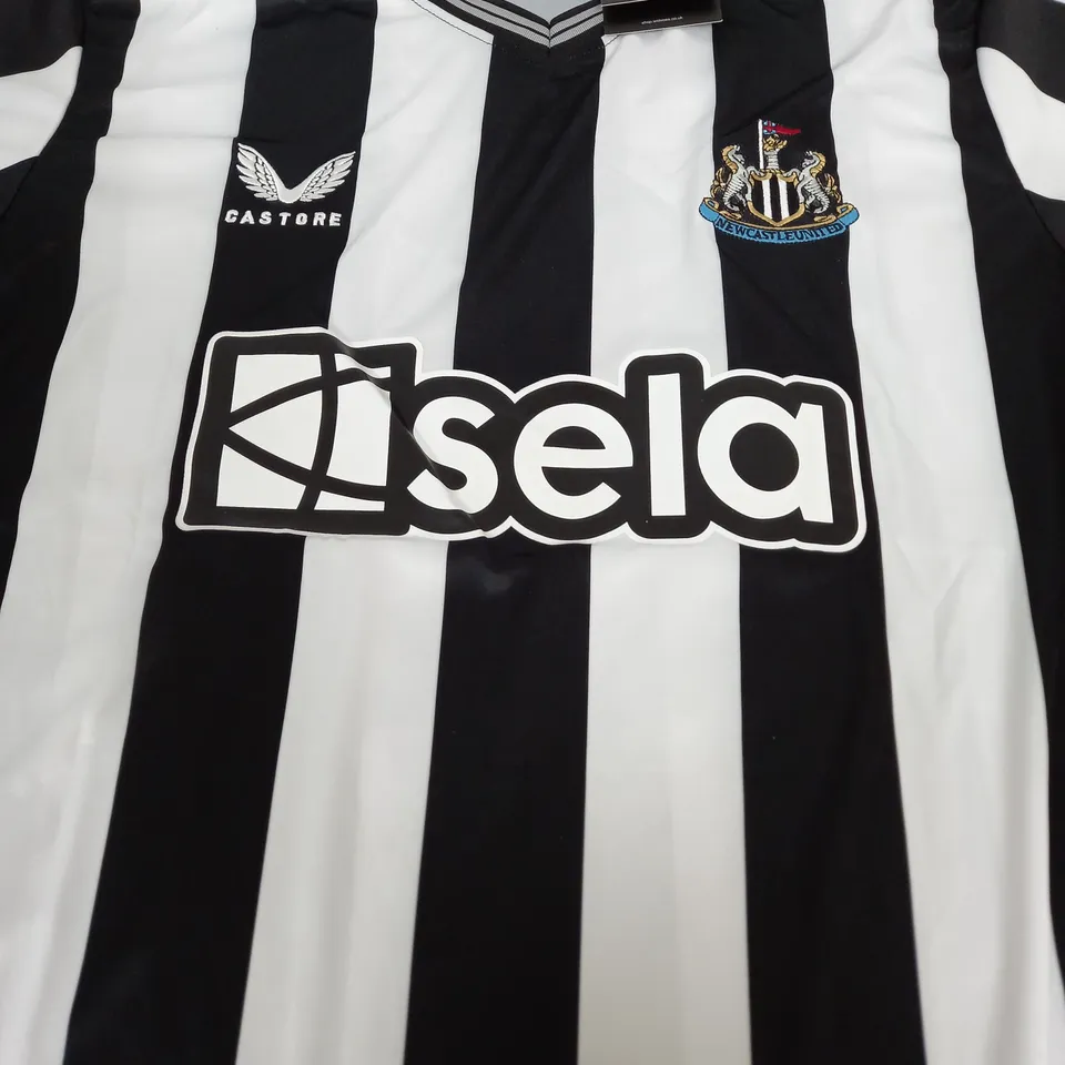 NEWCASTLE UNITED HOME SHIRT - '2 TRIPPIER'