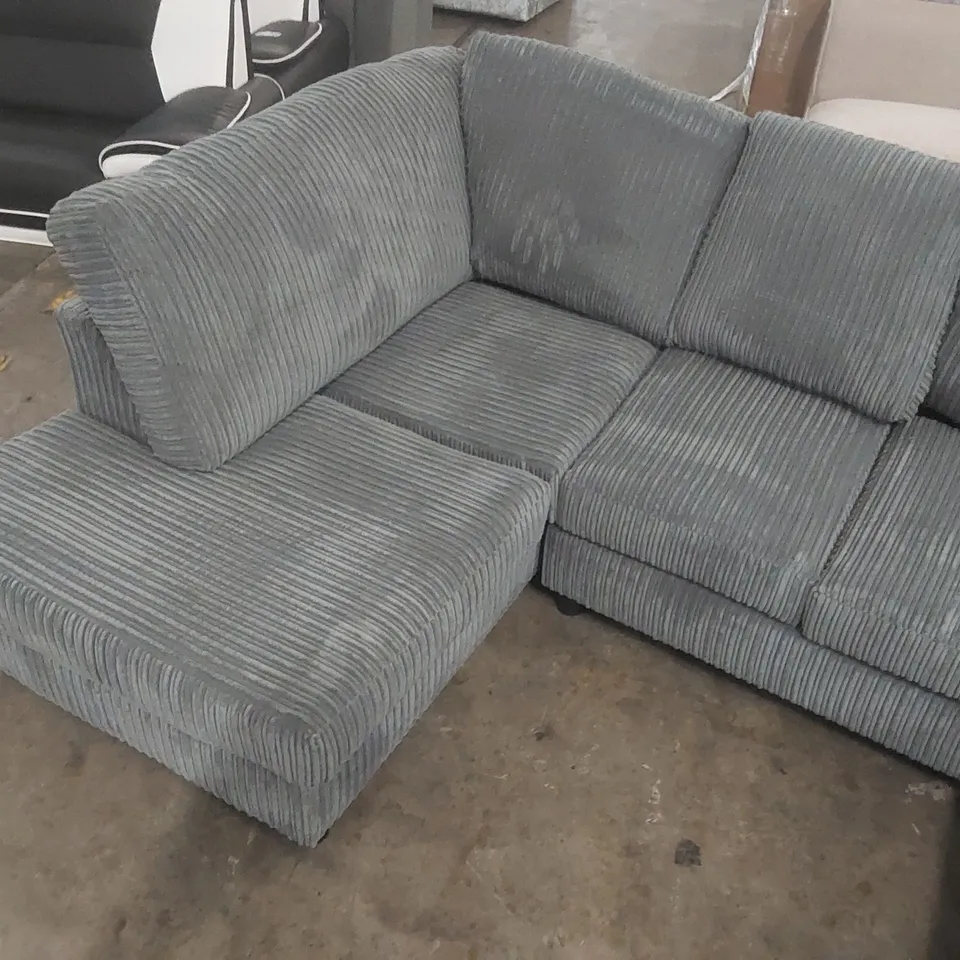 QUALITY DESIGNER 5-PIECE UPHOLSTERED CORNER SECTIONAL