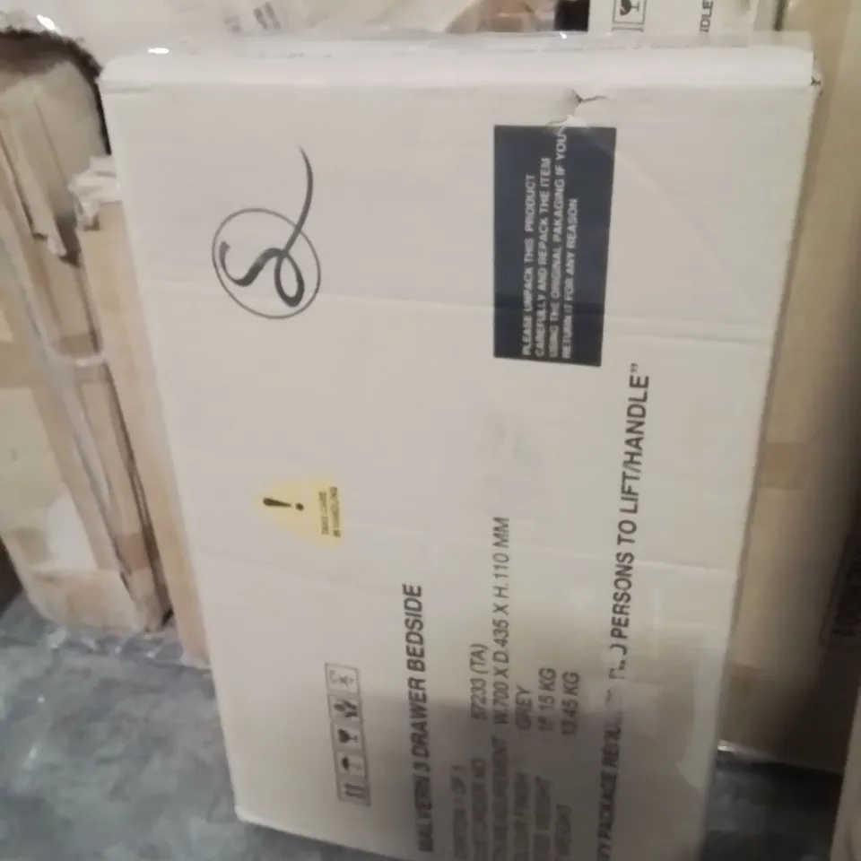 BOXED MALVERN 3 DRAWER BEDSIDE TABLE GREY