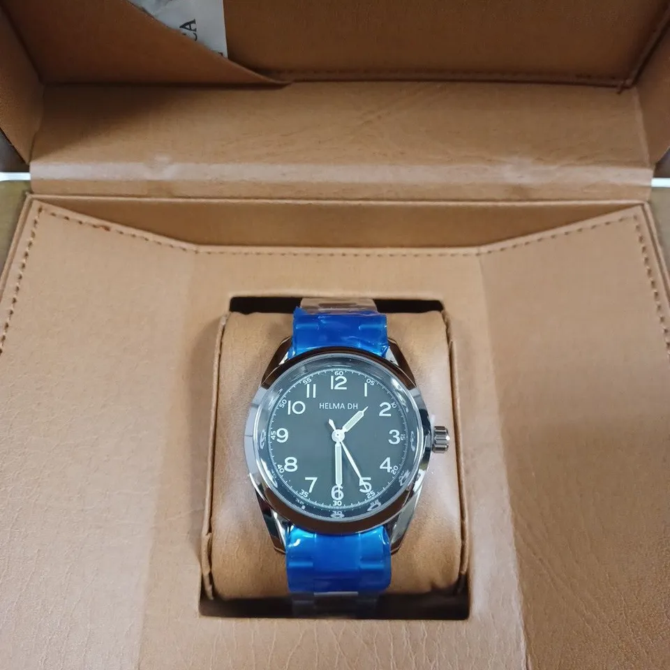 HELMA DH GREEN DIAL SILVER STAINLESS STEEL BRACELET STRAP WRISTWATCH	