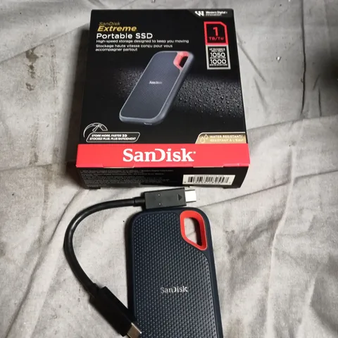 BOXED SANDISK EXTREME PORTABLE SSD - 1TB 