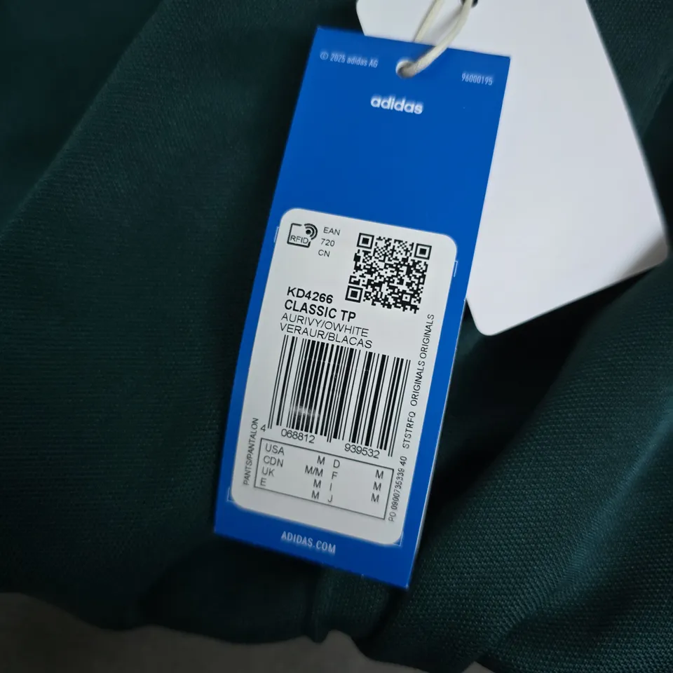 ADIDAS KD4266 CLASSIC TP TRACK PANTS – DARK GREEN WITH WHITE STRIPES (UK M)