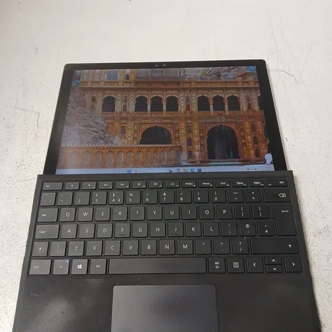 MICROSOFT SURFACE PRO TABLET 