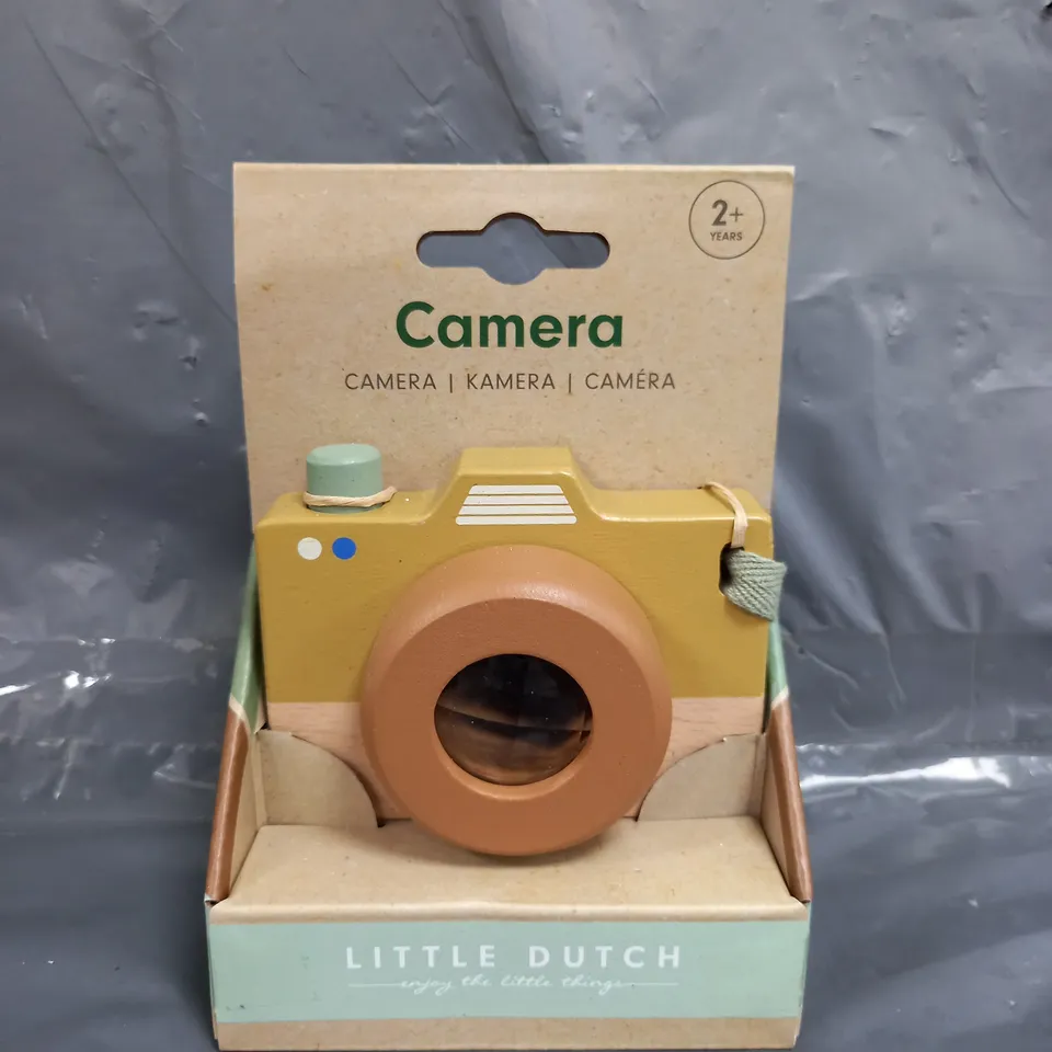 LITTLE DUTCH WOODEN CAMERA