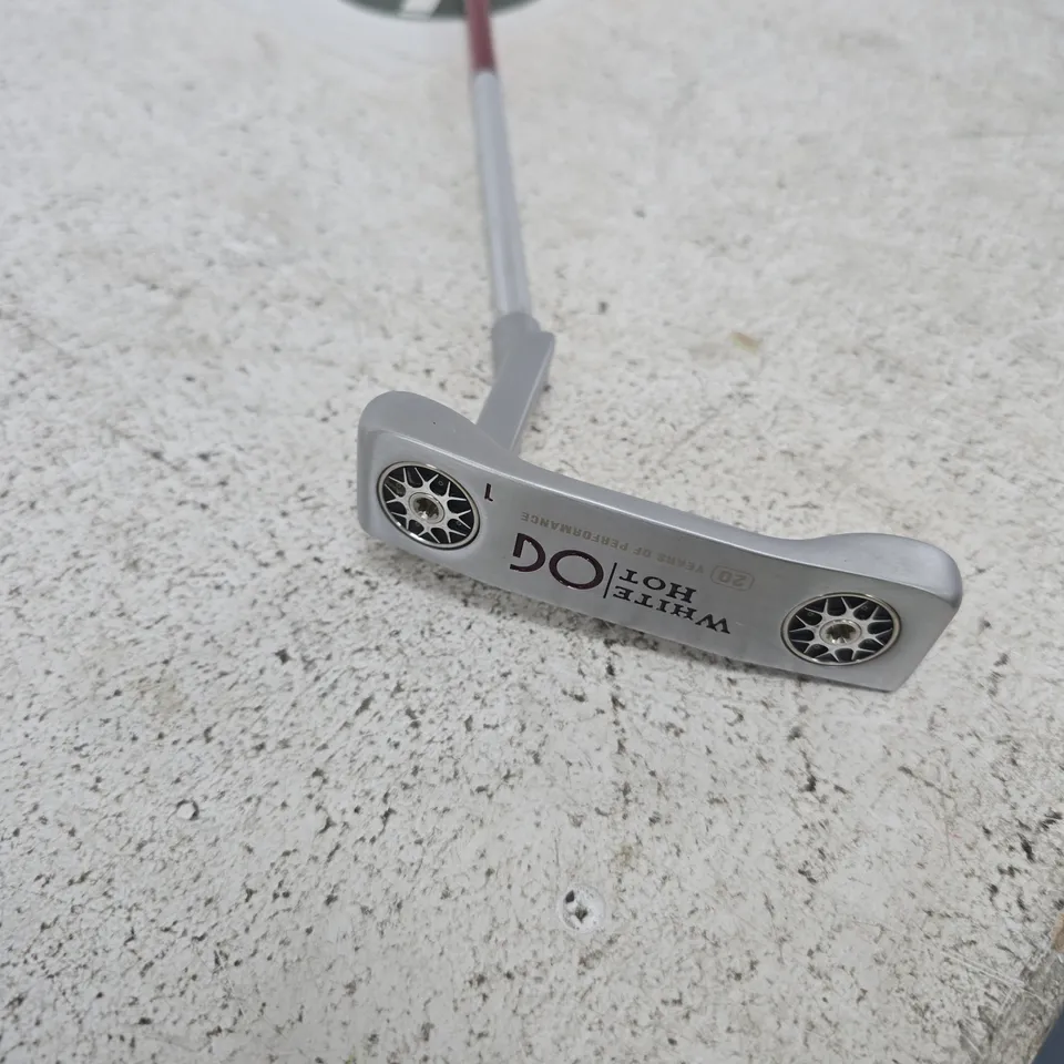 ODYSSEY WHITE HOT PUTTER WITH RED SHAFT