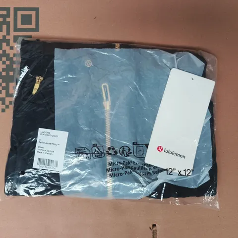 BAGGED LULULEMON DEFINE JACKET IN BLACK SIZE 8