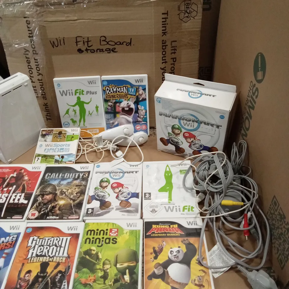 NINTENDO WII LARGE BUNDLE INCLUDING CONSOLE, GAMES AND ACCESSORIES