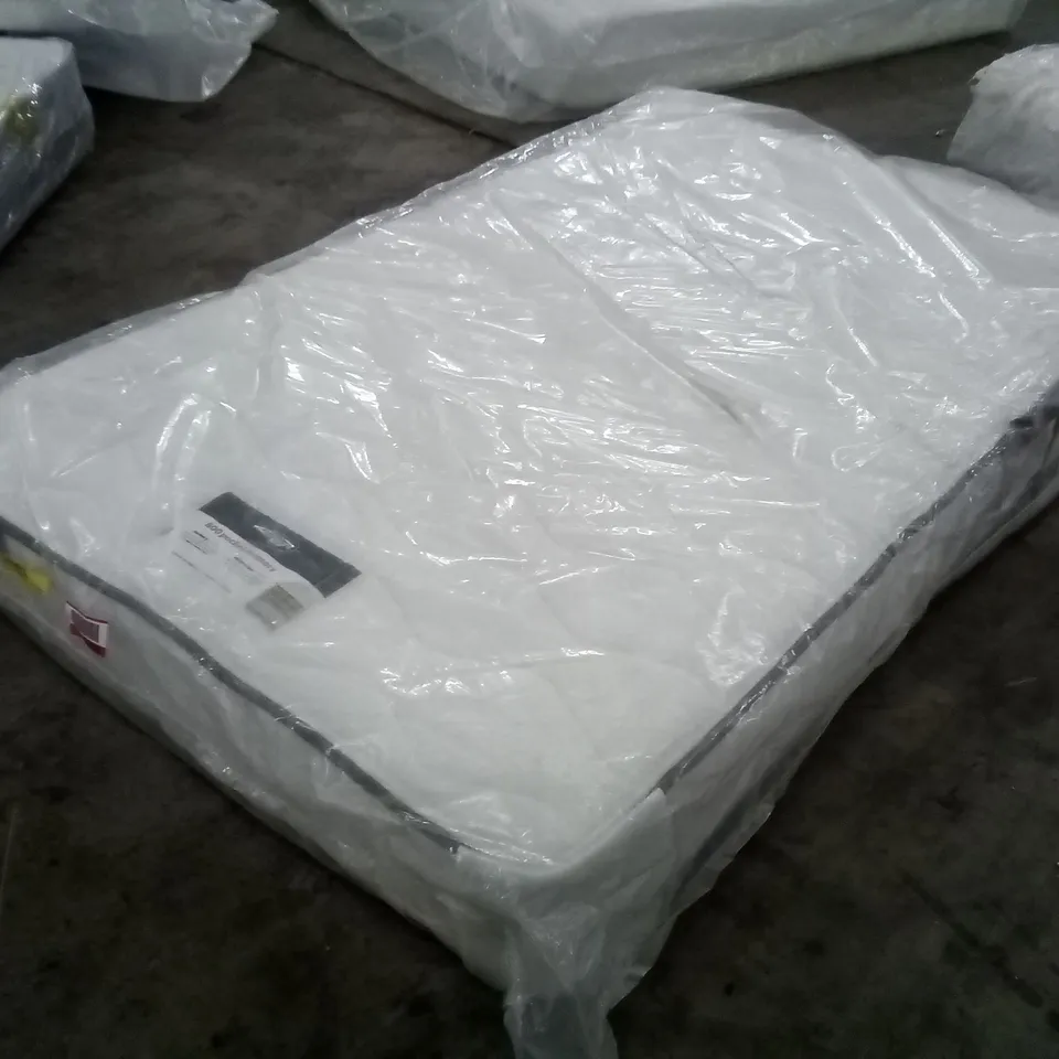 QUALITY BAGGED SILENTNIGHT POCKET MEMORY 800 SMALL DOUBLE 4FT MATTRESS