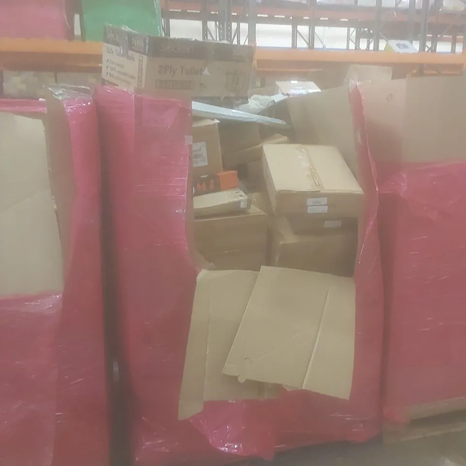 PALLET OF ASSORTED HOUSEHOLD ITEMS AND CONSUMER PRODUCTS TO INCLUDE; EXPANDABLE PULL-OUT CABINET DRAWERS, DECOR ITEMS, BOXED FURNITURE ETC 