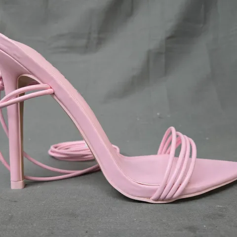 BOXED PAIR OF PUBLIC DESIRE OPEN TOE HIGH HEEL STRAPPY SANDALS IN PINK SIZE 6