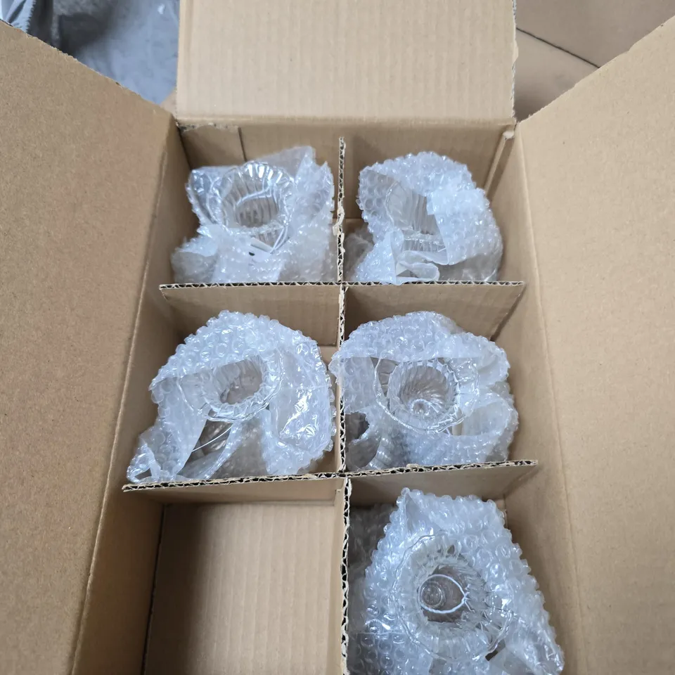 6X GISELA GRAHAM CLEAR CANDLESTICK HOLDERS