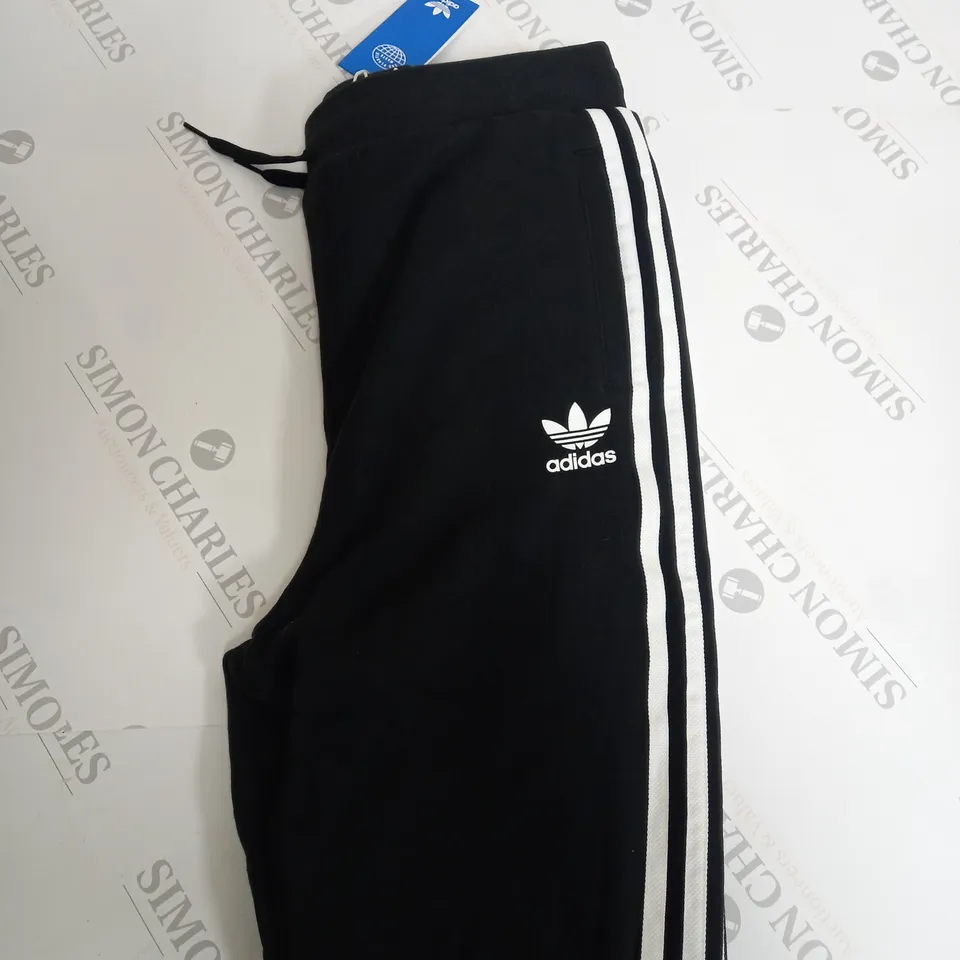 ADIDAS ORIGINAL TRACKSUIT BOTTOMS SIZE 15-16 YEARS