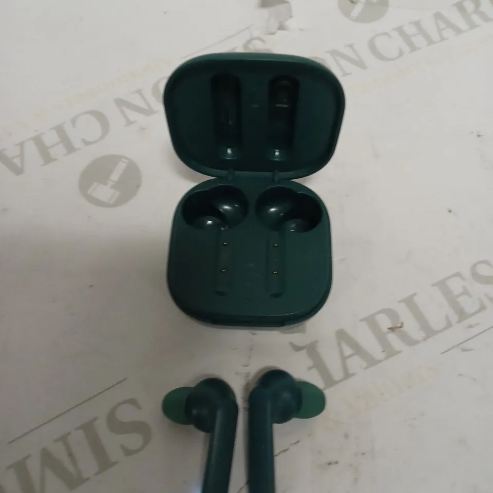 URBANEARS TRUE WIRELESS BLUETOOTH EARPHONES - GREEN