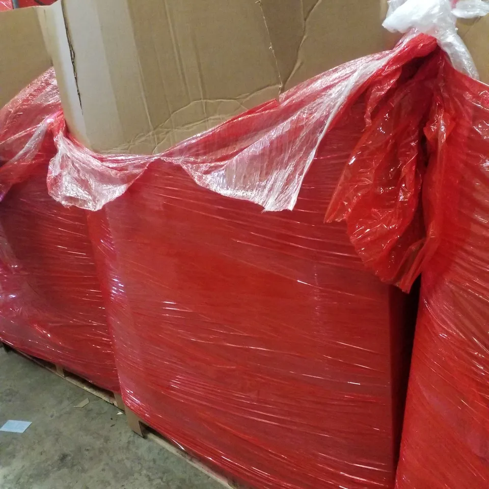 PALLET CONTAINING ASSORTED PRODUCTS INCLUDING PLASTIC FENCE, LED BATTEN LIGHT, FLOOR MATS & PICTURE FRAMES