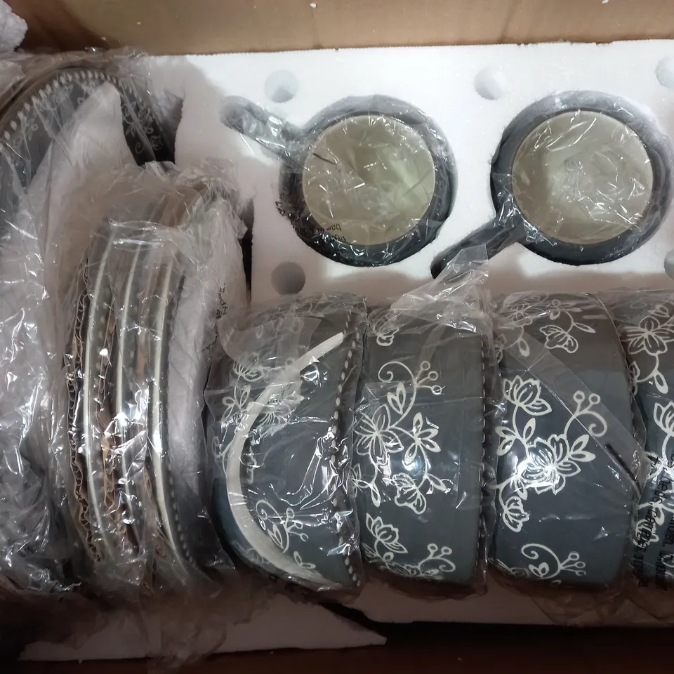 OUTLET TEMP-TATIONS 16 PIECE CERAMIC DINNERWARE SET