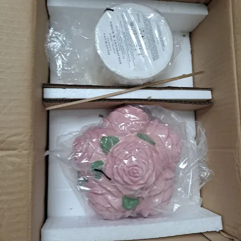 BOXED HOMEWORX BY SLATKIN & CO. FLOWER POT CERAMIC CANDLE