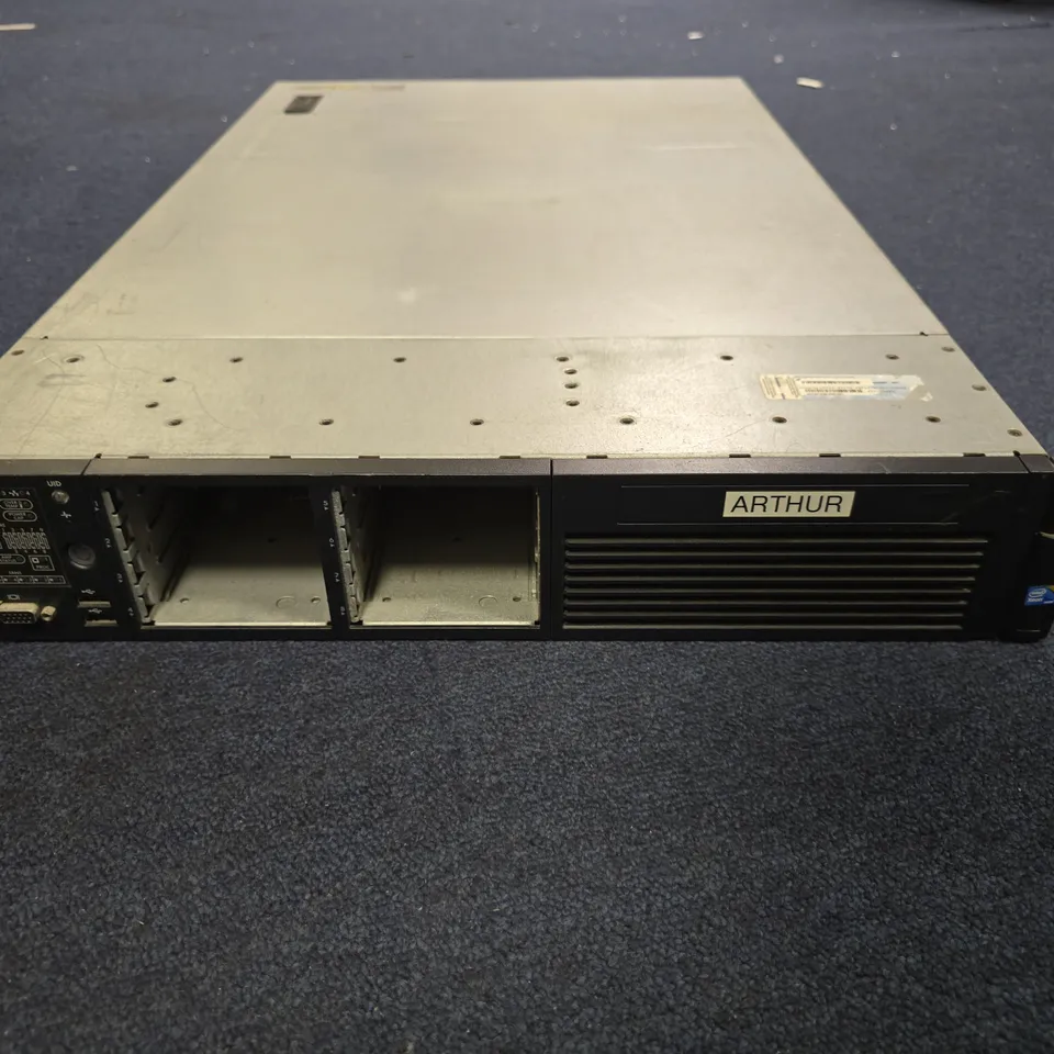 HP PROLIANT DL380 G7 