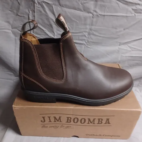 BOXED PAIR OF JIM BOOMBA BROWN LEATHER CHELSEA BOOTS – MEN'S FOOTWEAR - UK SIZE 10