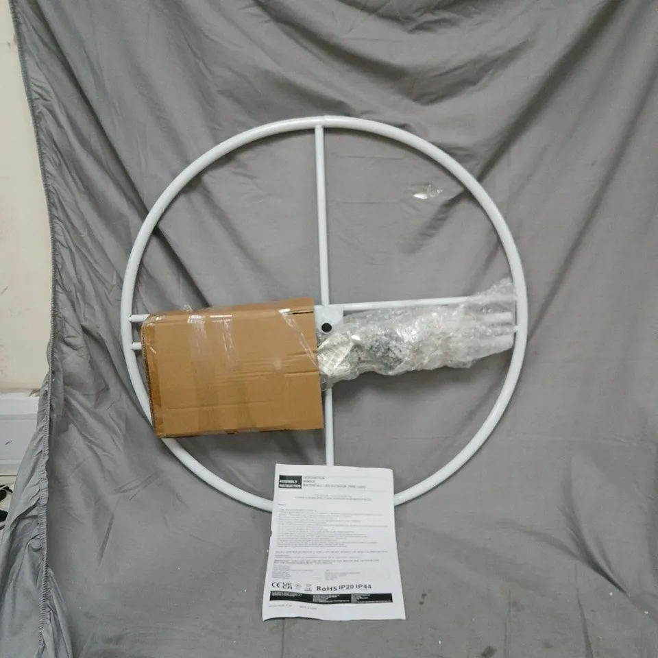 BOXED 5FT WATERFALL LED INDOOR/OUTDOOR CHRISTMAS LIGHT