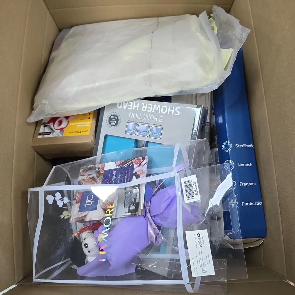 BOX OF APPROXIMATELY 10 ASSORTED ITEMS INCLUDING LIVMORE HOMEMADE KNITTED FLOWERS BOUQUET, MODA 3 FUNCTION SHOWER HEAD AND A RED LEATHER BAG