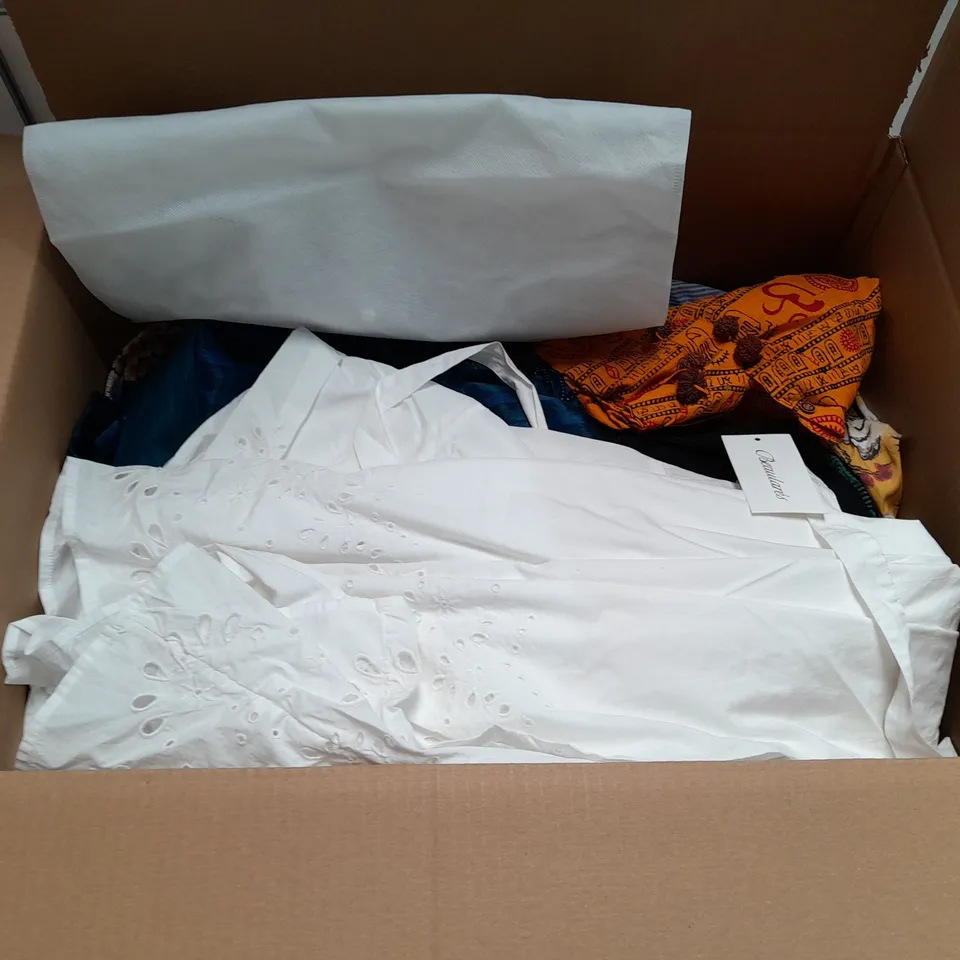 LARGE QUANTITY OF ASSORTED CLOTHING ITEMS TO INCLUDE LA GEAR, PRETTYLITTLETHING AND PULL&BEAR