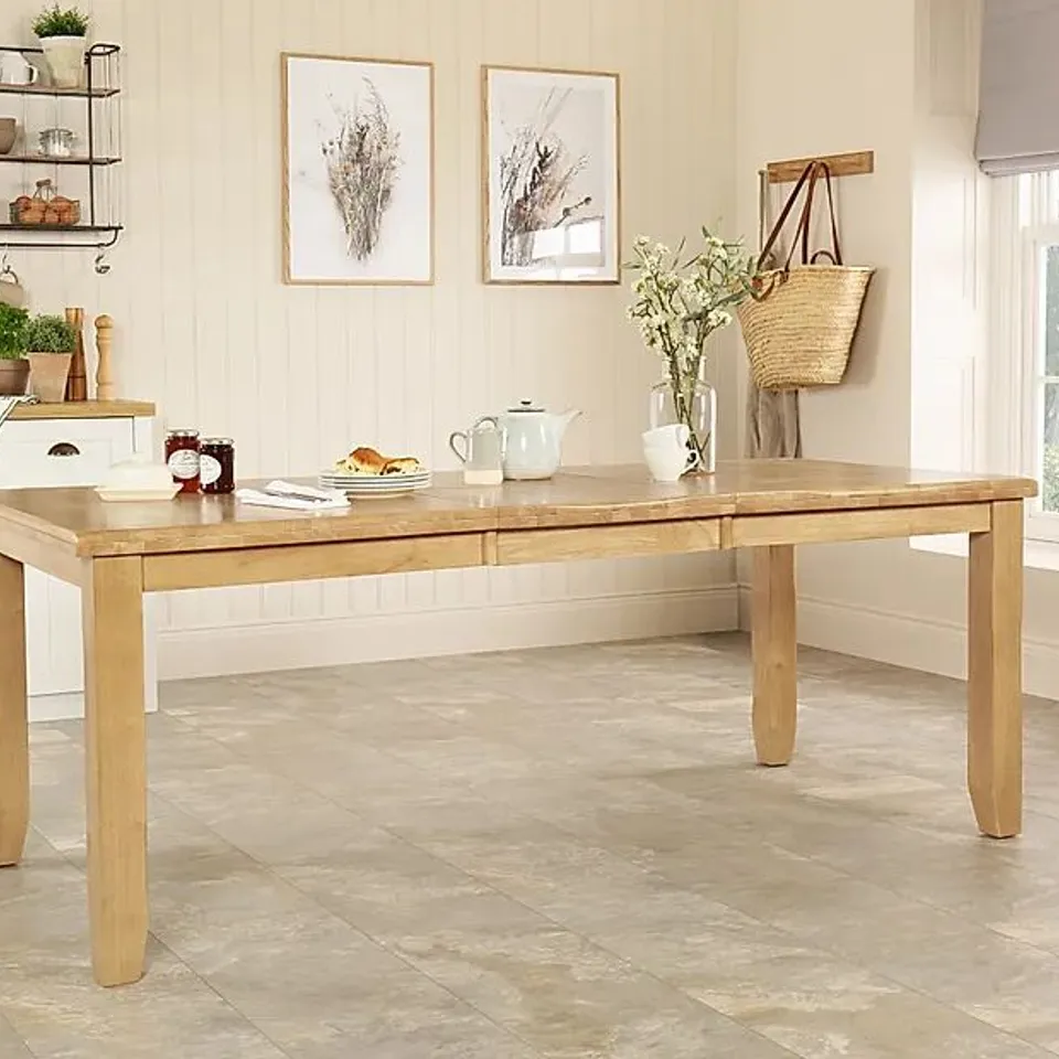 BOXED DESIGNER HIGHBURY OAK EXTENDING DINING TABLE 150-200cm (box 1 of 2 only)