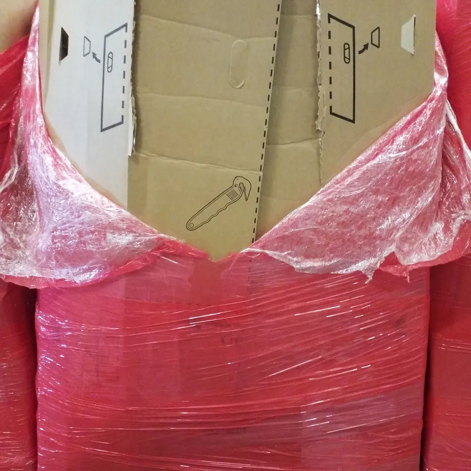 PALLET CONTAINING ASSORTED PRODUCTS INCLUDING RETRACTABLE GATE, EVAPORATIVE PURIFIER, TRUNKI RIDE-ON CHILDS SUITCASE, SEAT CUSHION & AREA RUG