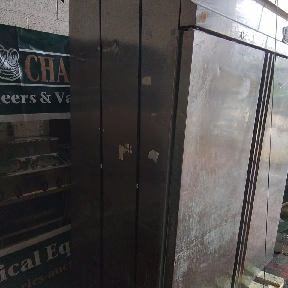 LARGE COMMERCIAL DOUBLE DOOR STAINLESS FOOD REFRIGERATOR UNIT 