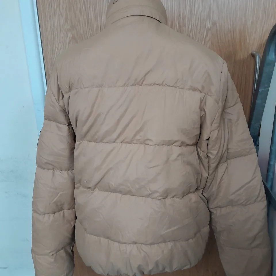 CALVIN KLEIN JEANS PUFFER JACKET IN TAN SIZE M