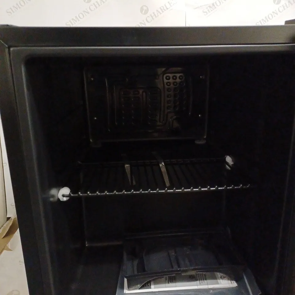 HUSKY HUS-HU231 RUBIKS CUBE MINI FRIDGE COLLECTION ONLY 
