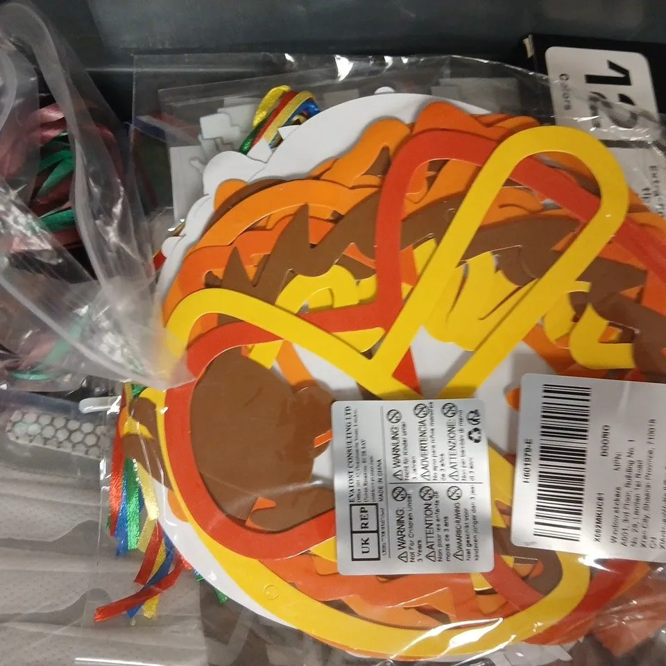 APPROXIMATELY 10 ASSORTED TOYS AND GAMES