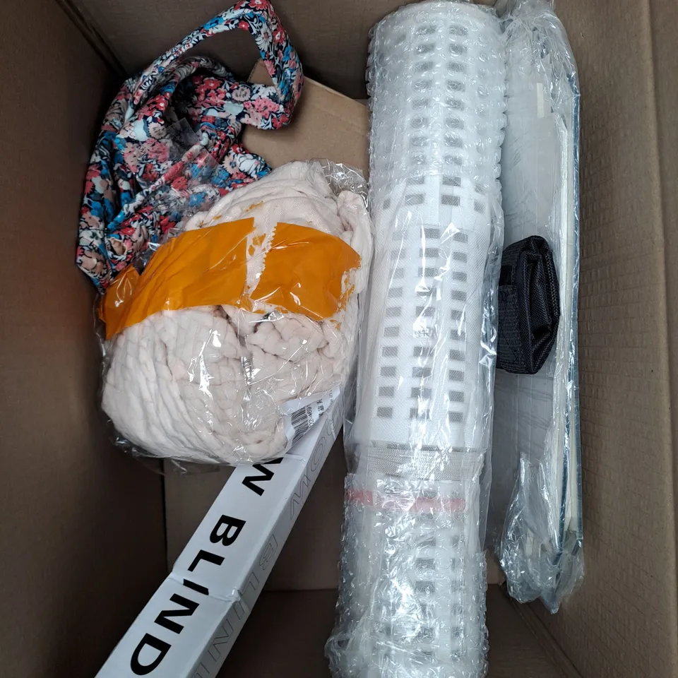 APPROXIMATELY 10 ASSORTED HOUSEHOLD PRODUCTS TO INCLUDE NOTEBOOK, CANDLE PLATE, SOFA COVERS ETC