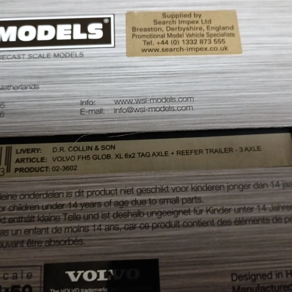 VOLVO FH5 GLOBETROTTER XL 6X2 TRACTOR UNIT WITH 3-AXLE REEFER TRAILER – 1:50 SCALE – LIMITED EDITION 77/155 (WSI MODELS)