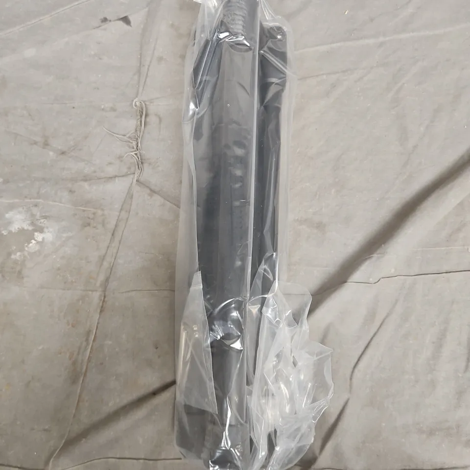 BOXED PIVO TRIPOD