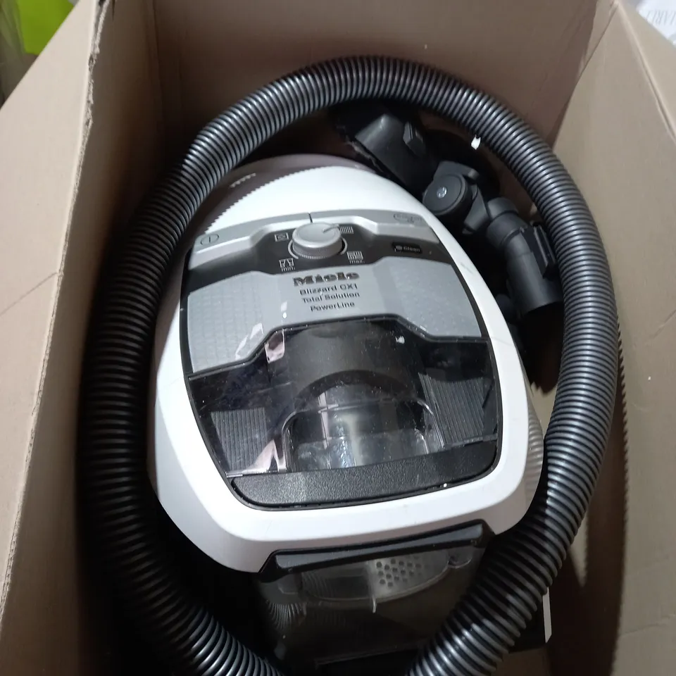 MIELE BLIZZARD X1 VACUUM