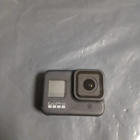 GOPRO HERO8 BLACK ACTION CAMERA WITH CASE & MOUNTS