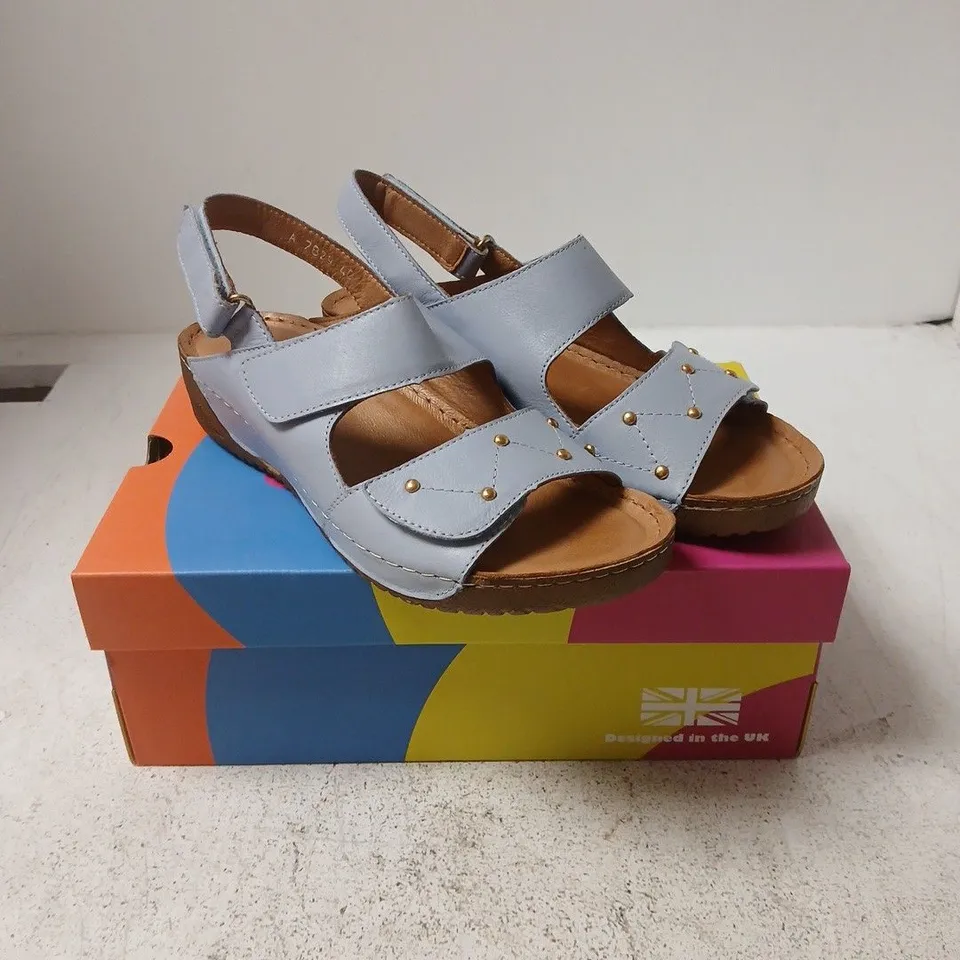 ADESSO LIGHT BLUE LEATHER SANDALS – 7
