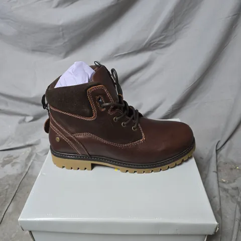 BENCH BROWN LEATHER HIKING BOOT – MEN'S, SIZE UNKNOWN SIZE 11