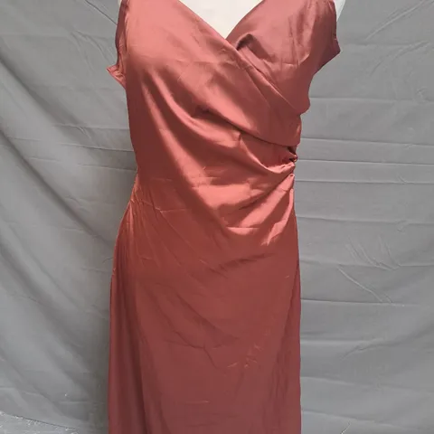 CIDER DRESS IN BROWN SIZE MEDIUM