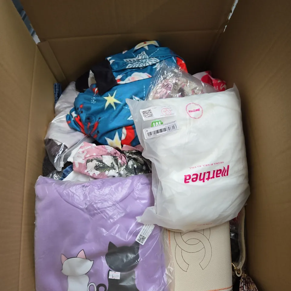 LARGE BOX OF ASSORTED CLOTHING ITEMS IN VARIOUS SIZES, STYLES AND COLOUR 