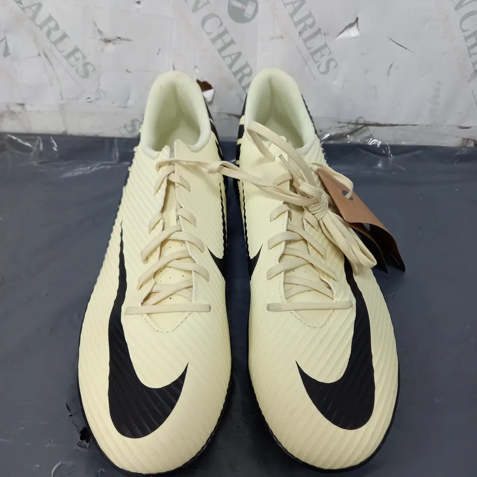 PAIR OF NIKE MERCURIAL ASTRO TURF FOOTBALL BOOTS - 10