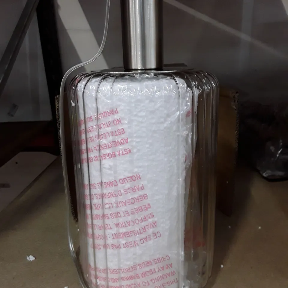 BOXED COLBERT 1-LIGHT CYLINDER PENDANT