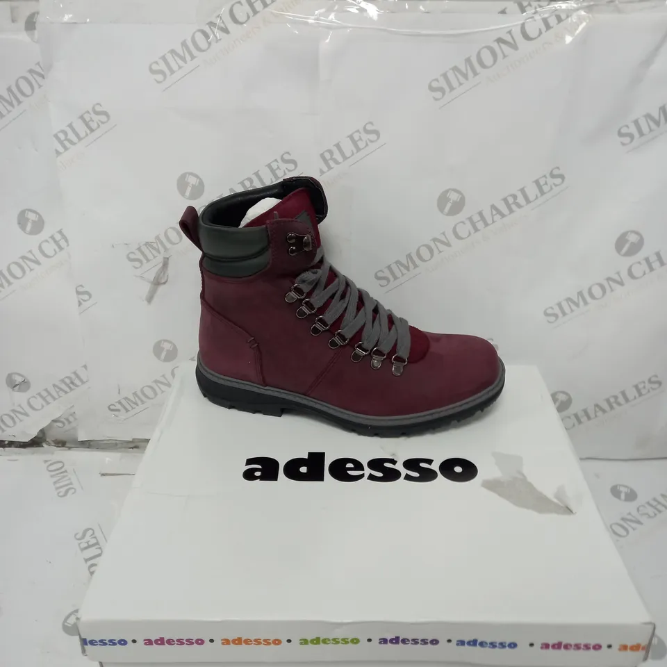 BOXED PAIR OF ADESSO WATERPROOF HIKING BOOTS DRY ROSE SIZE 6 