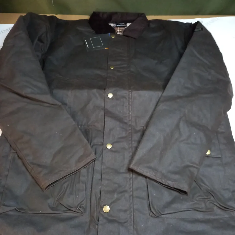 REGATTA PENSFORD WAX JACKET - UK L