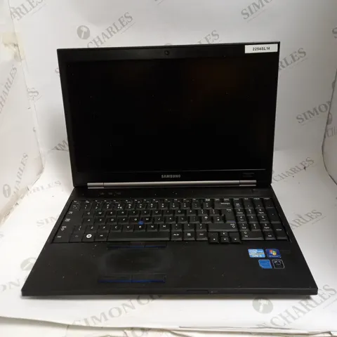 SAMSUNG NP400BSB LAPTOP