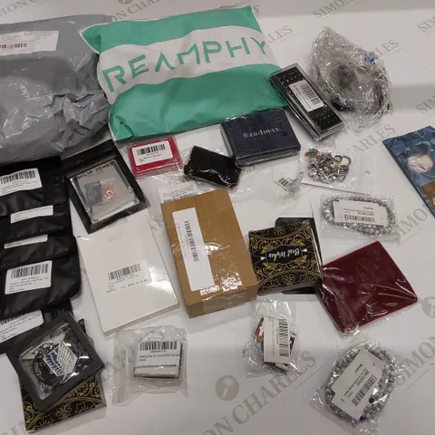 22 BRAND NEW ITEMS TO INCLUDE: ANNEGFT WATCH STRAP, 60PCS STEEL NOSE STUDS, PHILIP JONES, WINGS OF FREEDOM NECKLACE, LEEQ BODY PIERCINGS