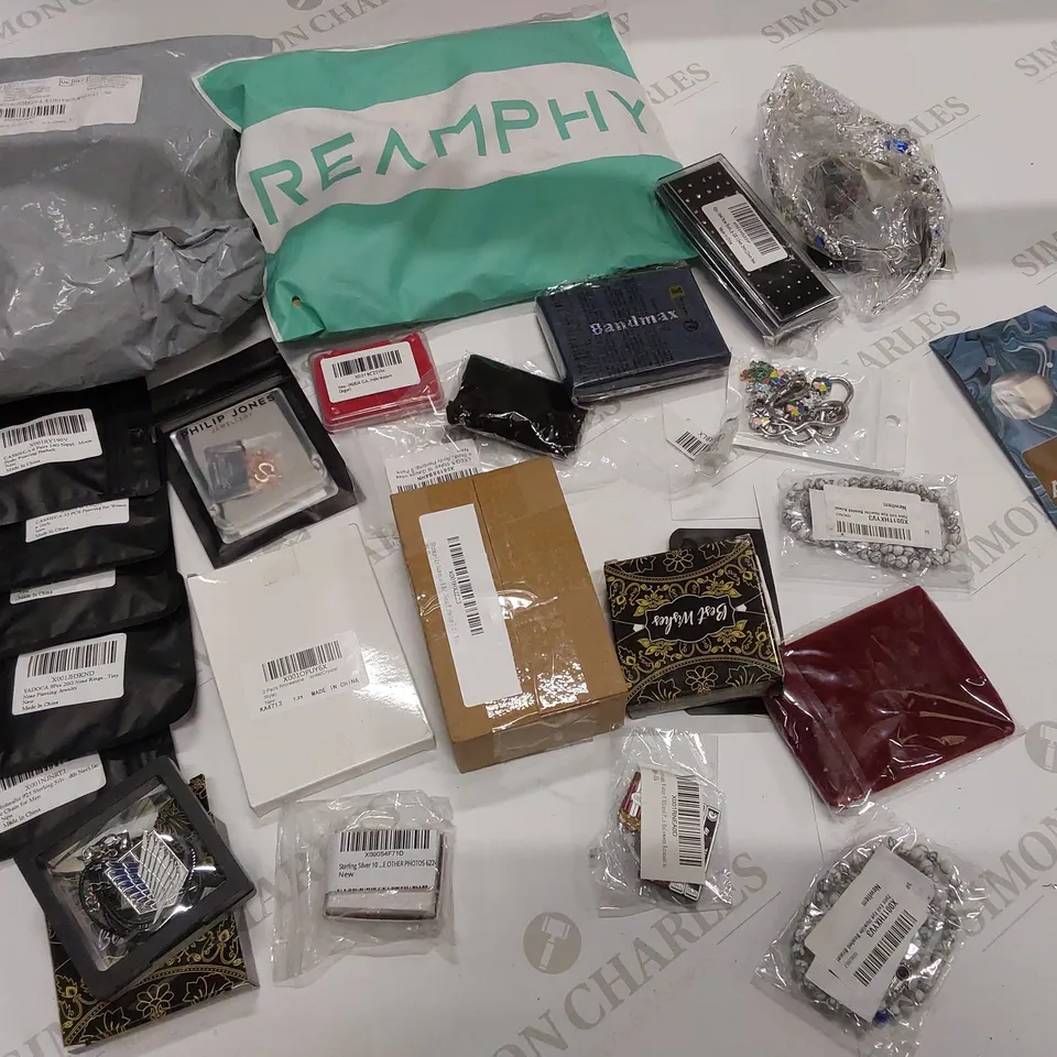 22 BRAND NEW ITEMS TO INCLUDE: ANNEGFT WATCH STRAP, 60PCS STEEL NOSE STUDS, PHILIP JONES, WINGS OF FREEDOM NECKLACE, LEEQ BODY PIERCINGS